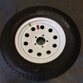 Spare Tire w/ Rim (205/75D15)